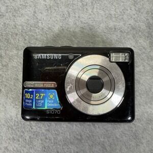 Samsung S1070 10.2MP Digital Camera For Parts Untested No Battery